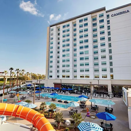 Anaheim Resort Suites-3