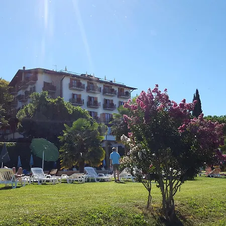 Hotel Diana-3