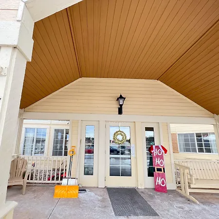 Woodland Country Lodge-2