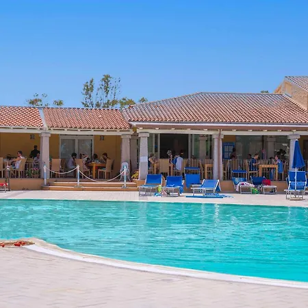 Hotel Club & Village Cala Fiorita-3