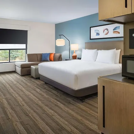 Hyatt House Auburn Hills/Detroit-3