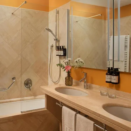 Nh Roma Villa Carpegna-3