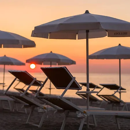 Hellenia Yachting Hotel & Spa-2