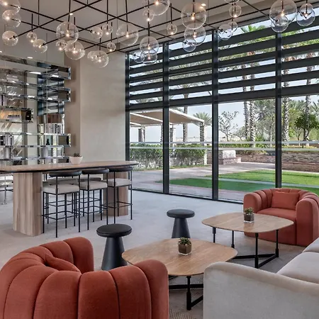 Yas Plaza Bay By Ihg-2