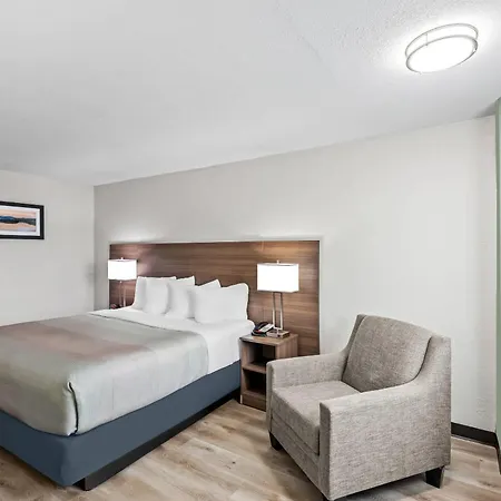Quality Inn West Des Moines I-80 & I-235-2