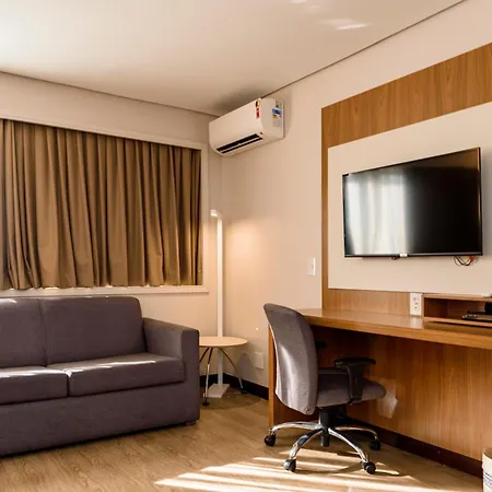 Comfort Suites Brasília-3