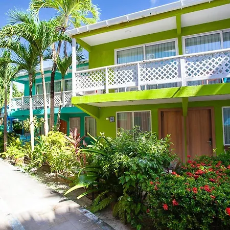 Hotel Cocoplum Beach-3