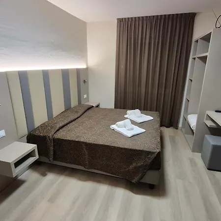 Hotel Ciclamino-2