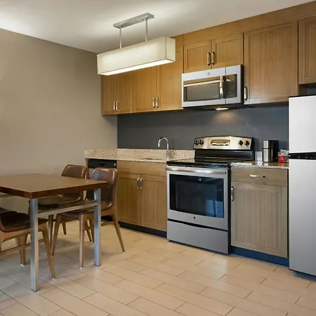 Courtyard By Marriott Sacramento Midtown-3