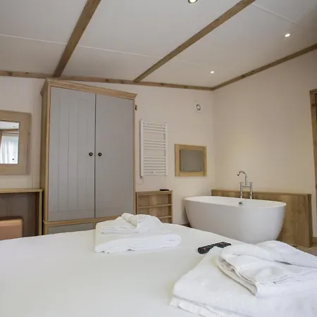 Mill Rythe Coastal Village By Away Resorts-2