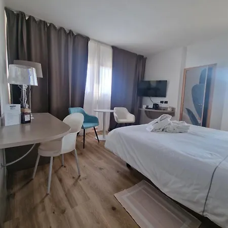 Hotel Logonovo-2