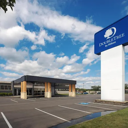 Doubletree By Hilton Manhattan, Ks-2