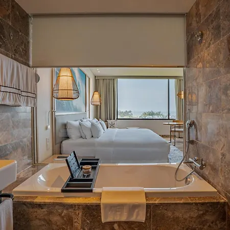 Melia Danang Beach Resort-3