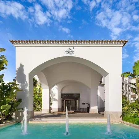 Pine Cliffs Ocean Suites, A Luxury Collection Resort & Spa, Algarve-2