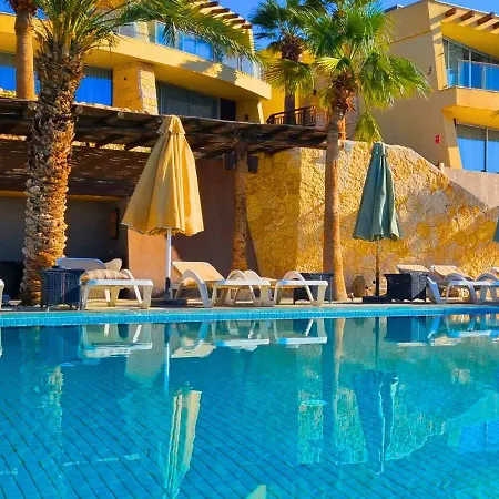 O Beach Hotel & Resort-3