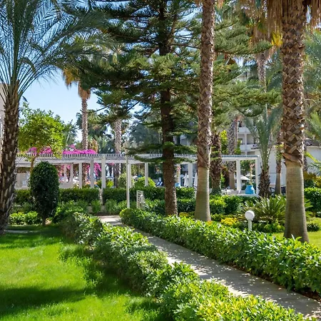 Utopia Resort & Residence-2