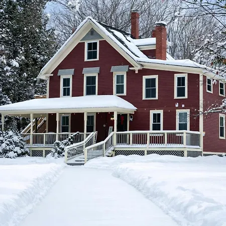 The Aurora Inn & Cottages-2