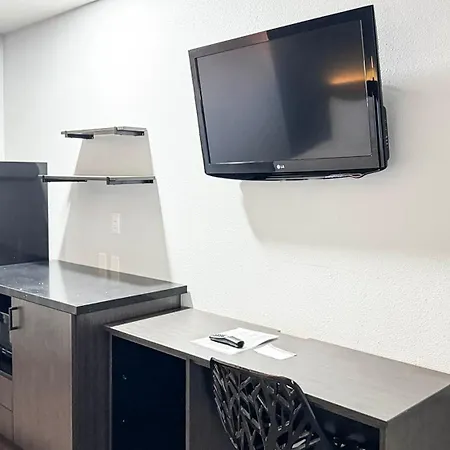 Motel 6 Barstow, Ca - Mojave Desert Stop - I-15-2