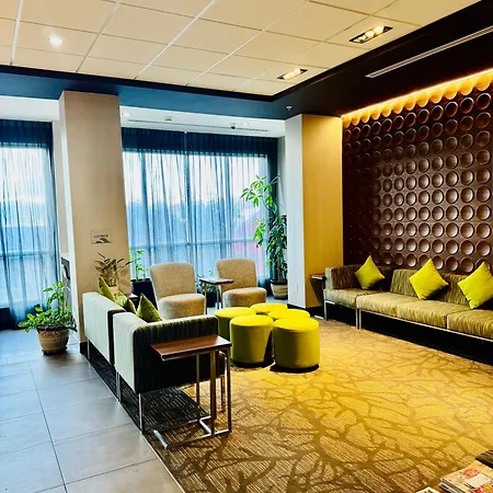 Wingate By Wyndham Kamloops-3