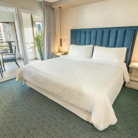 Four Points By Sheraton Medellin-3