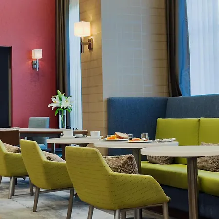 Hampton Inn & Suites Palm Desert-3