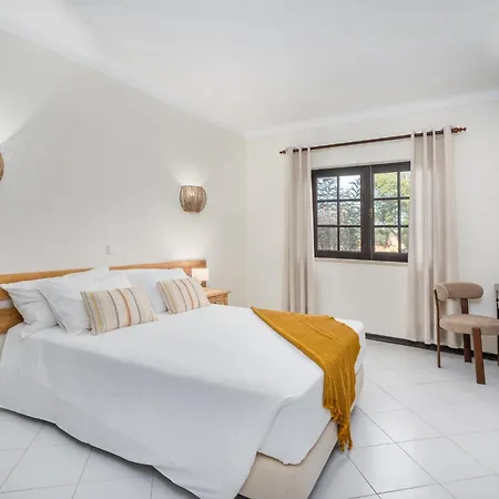 Colina Village-3