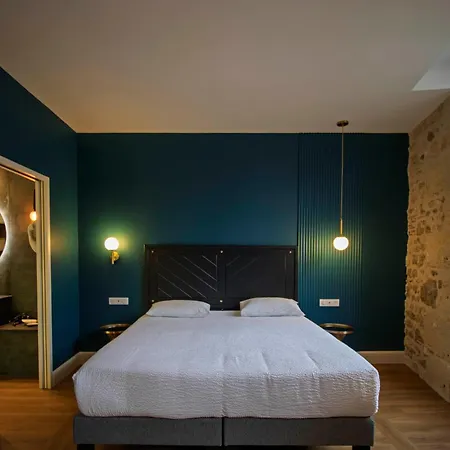 Hôtel Henri IV-2