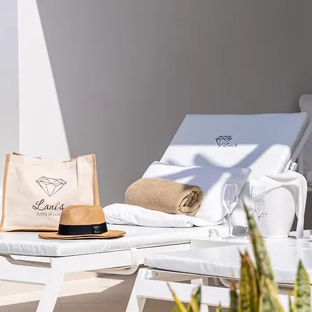Lani'S Suites De Luxe - Adults Only-2