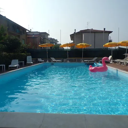 Hotel Crystal - SPIAGGIA INCLUSA con pacchetti personalizzati-3