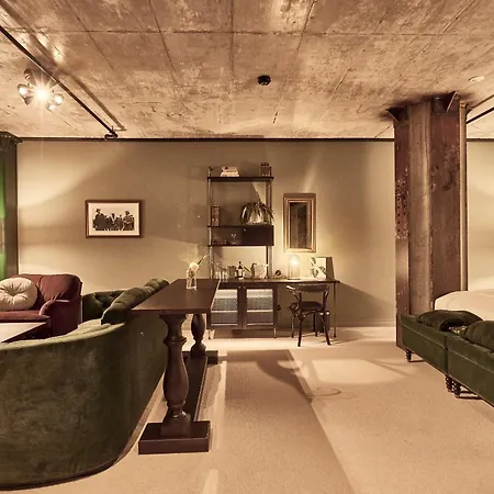 Steam Hotel-3