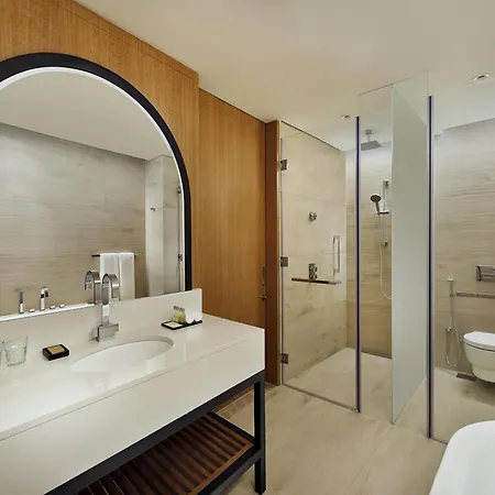 Doubletree By Hilton Dubai - Business Bay-3