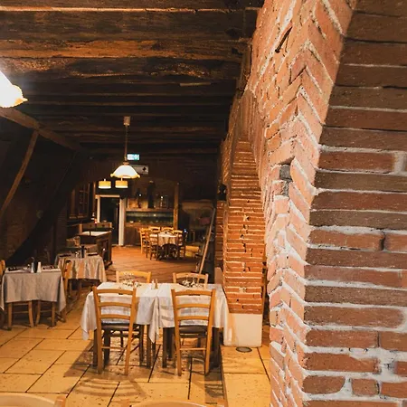 L'Alcove Hotel Restaurant-3