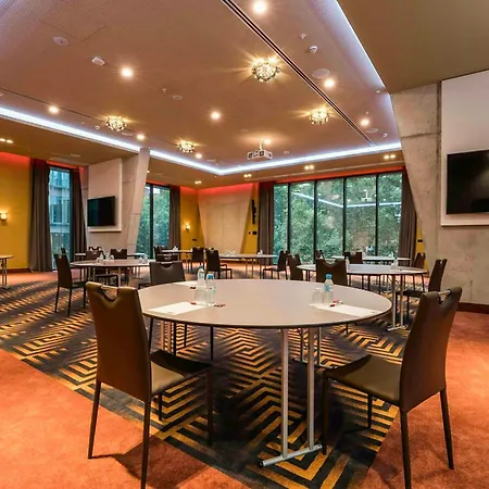 Leonardo Royal Hotel Barcelona Fira-3