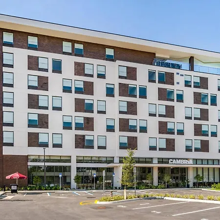 Cambria Hotel Orlando Near Universal Theme Parks-2