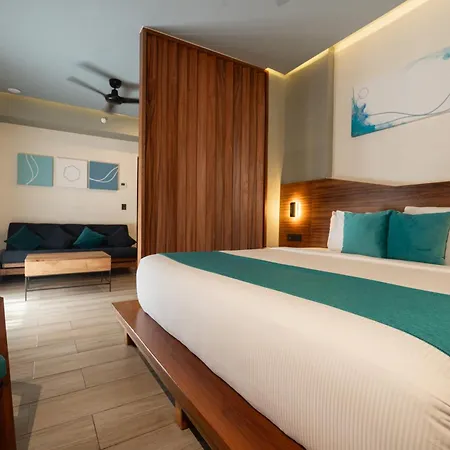 Cristalino Lagoon Front Hotel, Restaurant & Spa-2