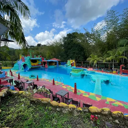 consorcio club Paradise-2