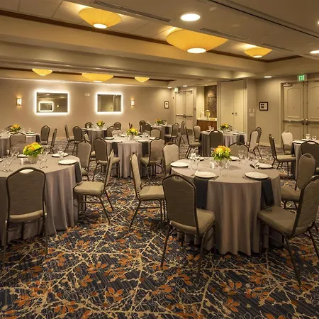 Hilton Garden Inn Seattle/Issaquah-3