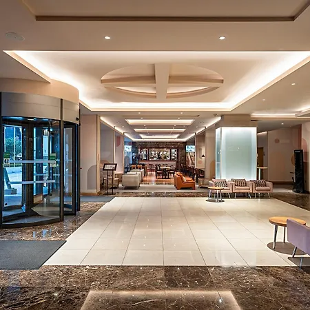 Pestana Chelsea Bridge Hotel & Spa-3