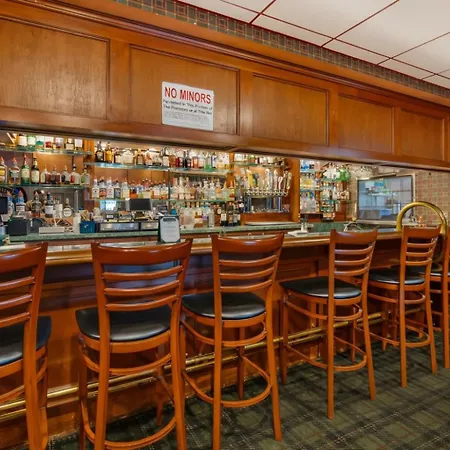 Rogue Regency Inn Medford Airport-3