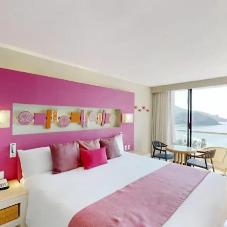 Sunscape Dorado Pacifico Ixtapa Resort & Spa-2