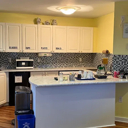 Annapolis Royal Inn & Suites-2