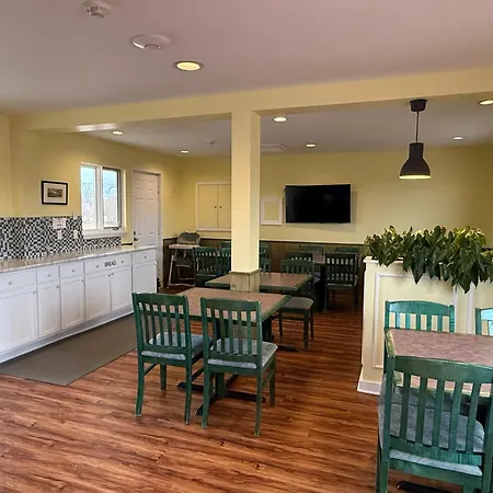 Annapolis Royal Inn & Suites-3
