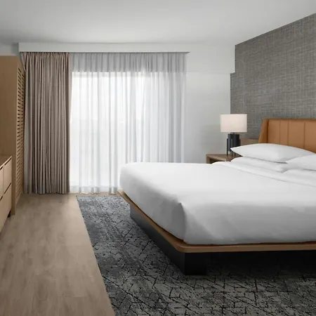 Sheraton Suites Fort Lauderdale At Cypress Creek-2