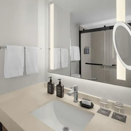 Sheraton Suites Fort Lauderdale At Cypress Creek-3