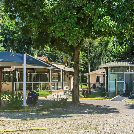Pousada Reserva Penedo-2