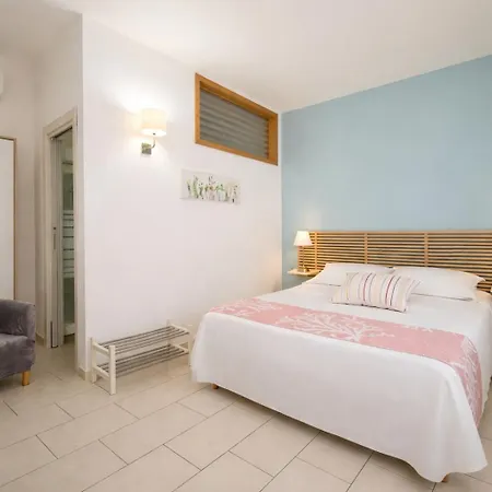Isola Charm B&B - Pool & Nature Stay-2