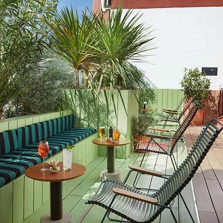 The Social Hub Madrid 4 Star-3