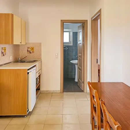 Agnes Beach Hotel Apartments-2