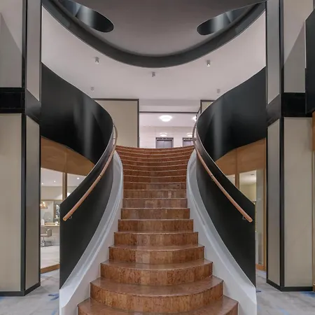Hilton Geneva Hotel And Conference Centre-3