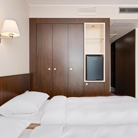 Park Inn By Radisson Meriton Conference & Spa Hotel Tallinn-2